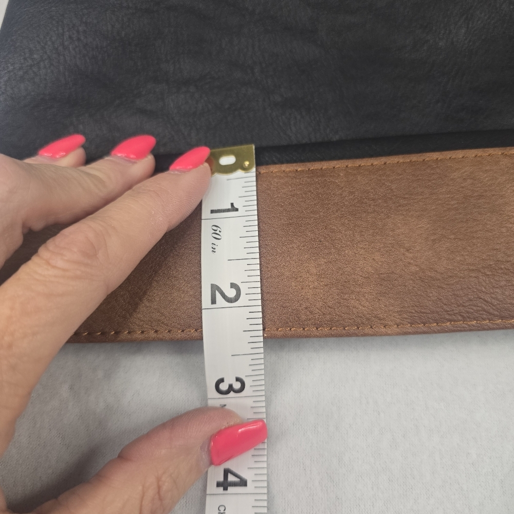 Masintor Vegan Leather Crossbody Shoulder Bag - Picture 14 of 16